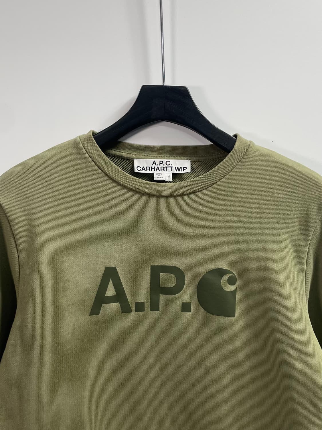 칼하트 X APC 로고 맨투맨 (on.229)   상품이미지2