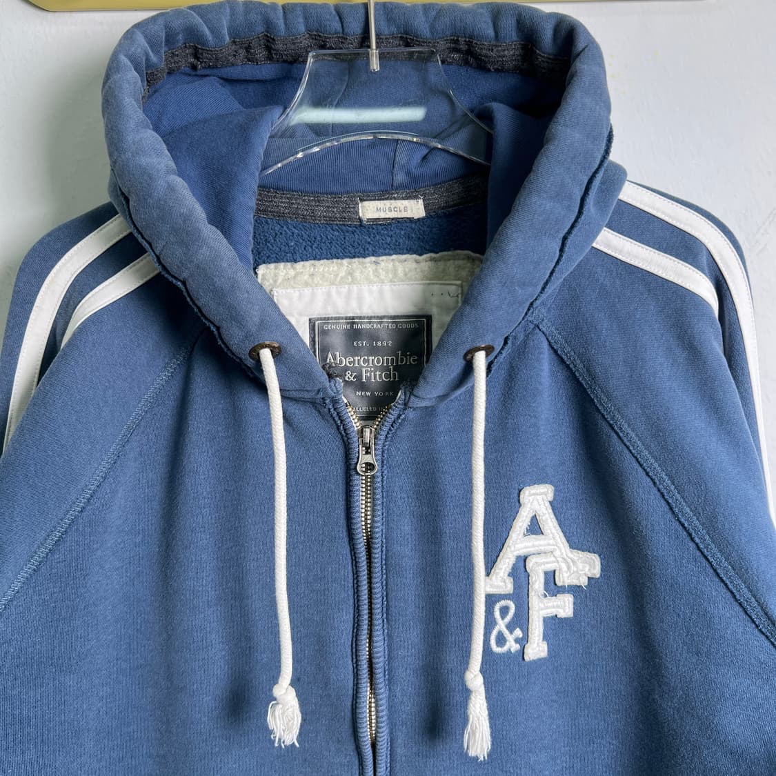 아베크롬비 빈티지 블루 삼선 후드집업 L 상품이미지4