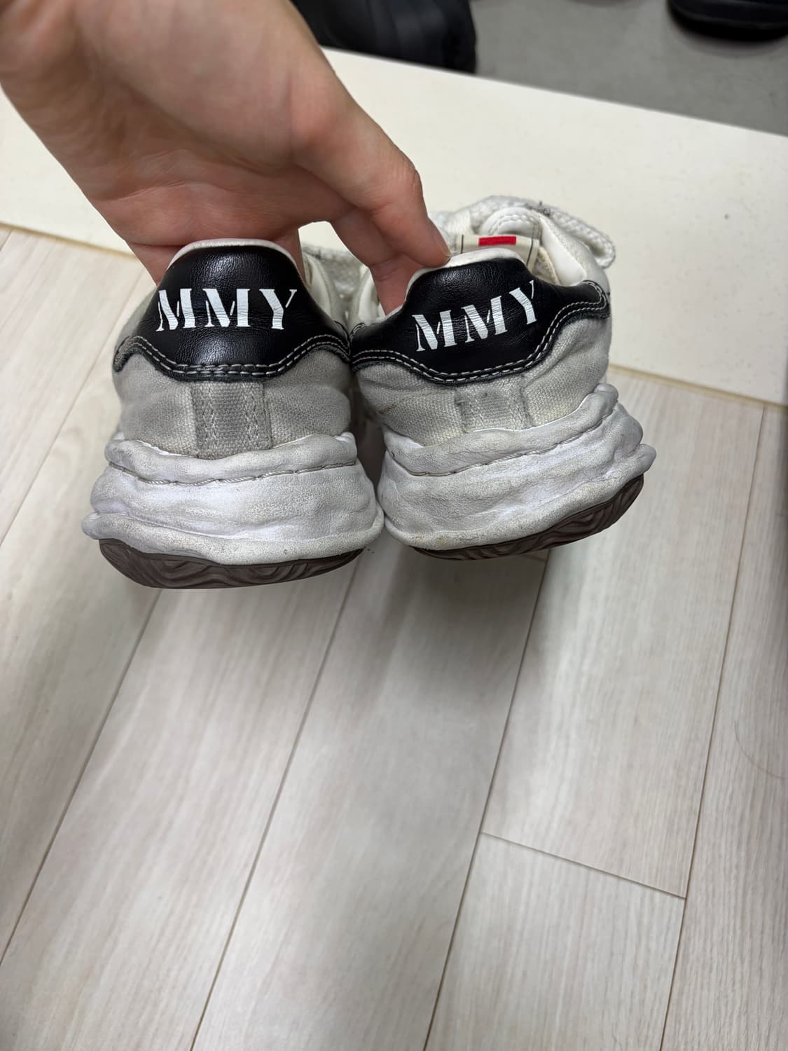 메종 미하라 야스히로 블레이키 OG 솔 캔버스 로우탑 스니커즈 화이트 상품이미지6