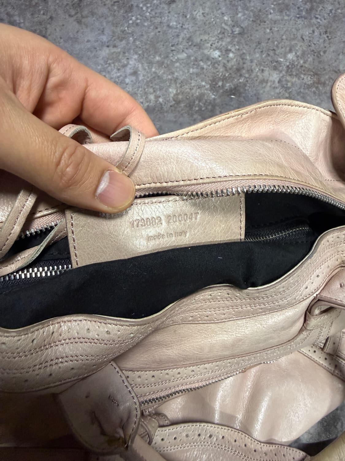 발렌시아가 모터백  상품이미지8