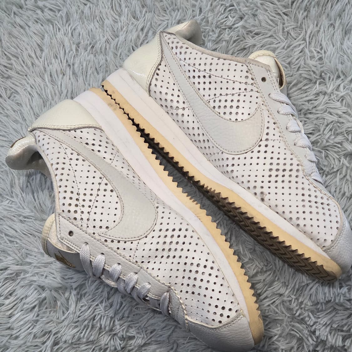 8q-5:나이키 코르테즈 화이트 펀칭 레더 (24.5cm) 상품이미지7