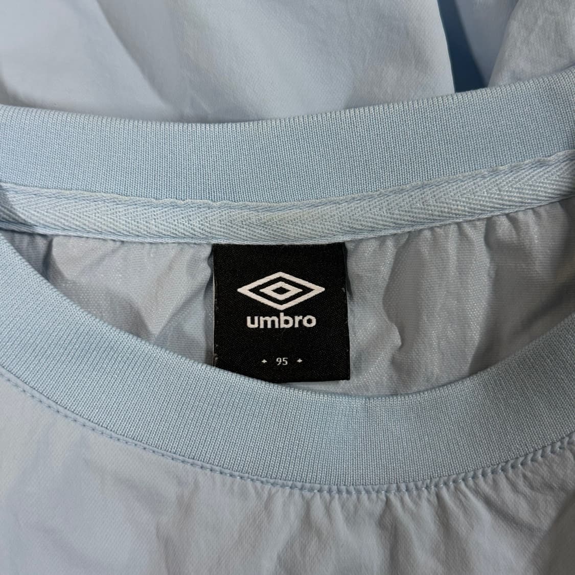 [M/오버핏] 엄브로 스포츠 나일론 반팔 티셔츠 상품이미지3