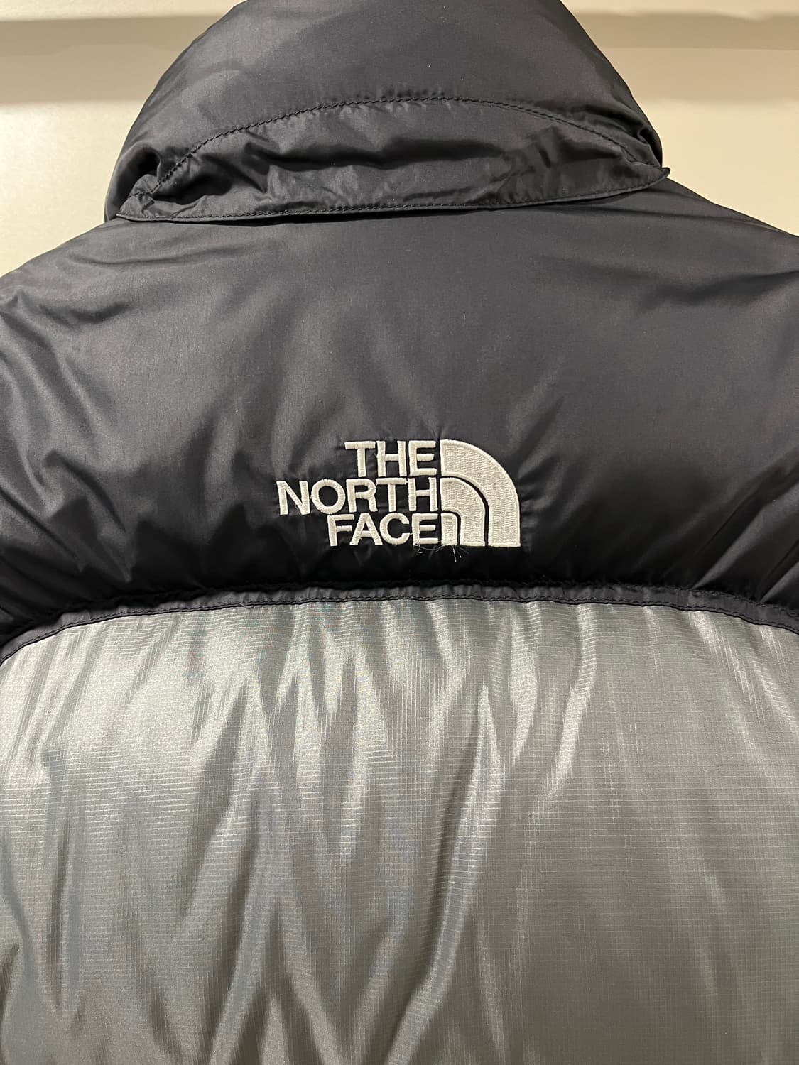 90s 노스페이스 눕시 센터로고 그레이 상품이미지4