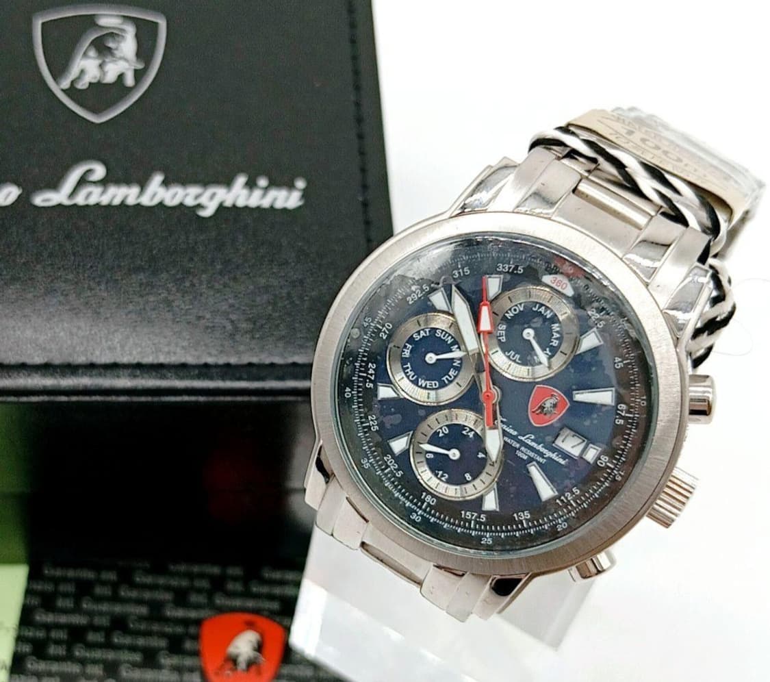 [정품,풀구성품] 토니노 람보르기니 한정판 레이싱 워치 42MM
 상품이미지1