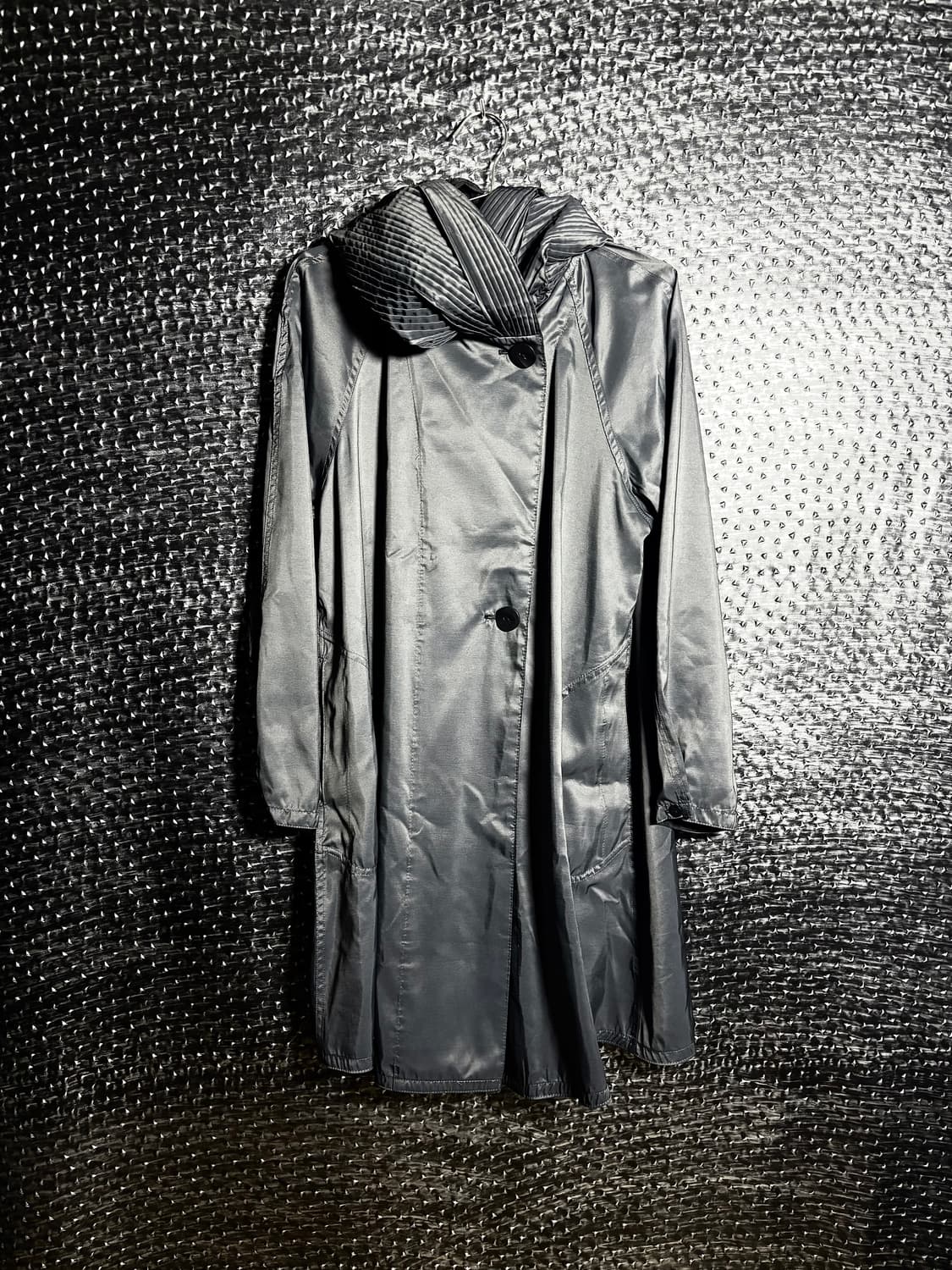 플리츠 후드 나일론 코트 상품이미지1