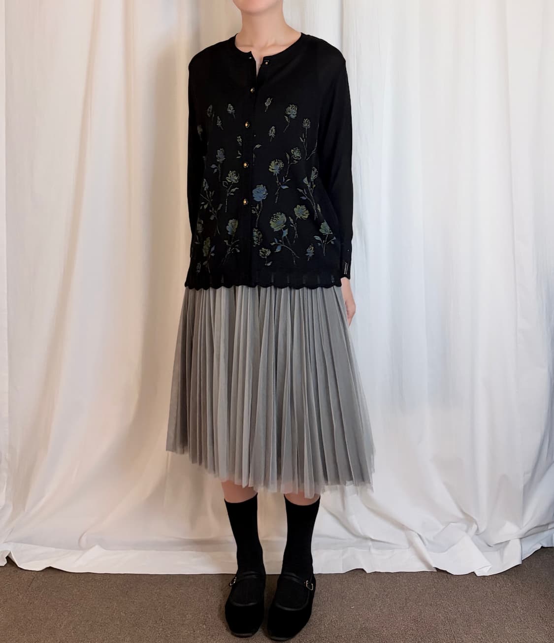Blue Rose Knit Cardigan - Black 상품이미지1