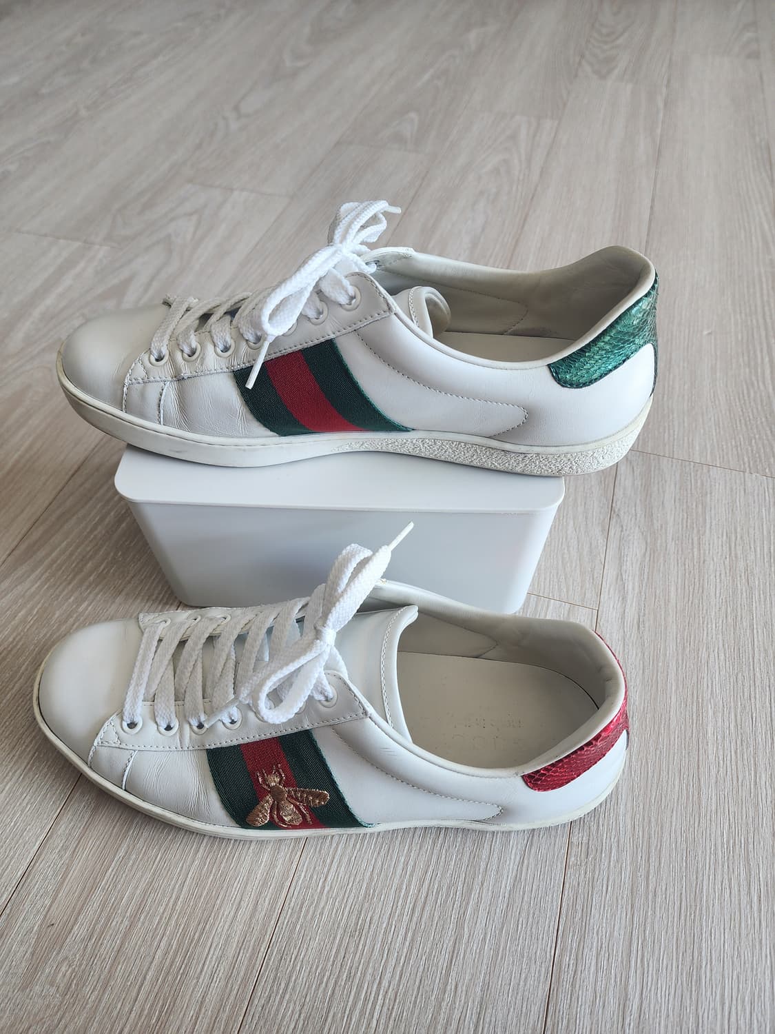 구찌 꿀벌 에이스 스니커즈 정품 판매합니다  상품이미지2