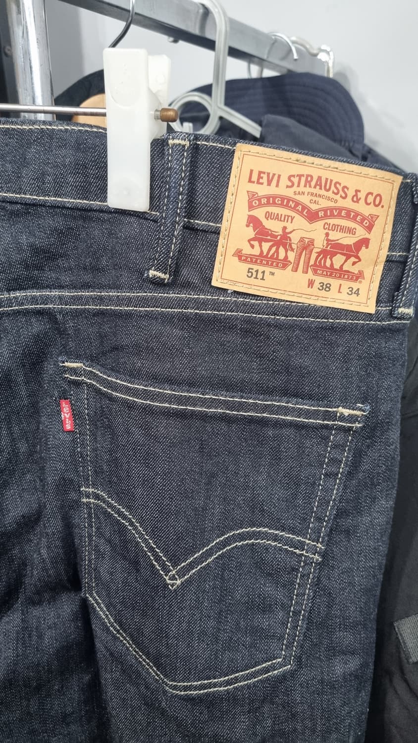 리바이스511 진청 데님팬츠 허리38(허리단면50) 상태최상급 상품이미지3