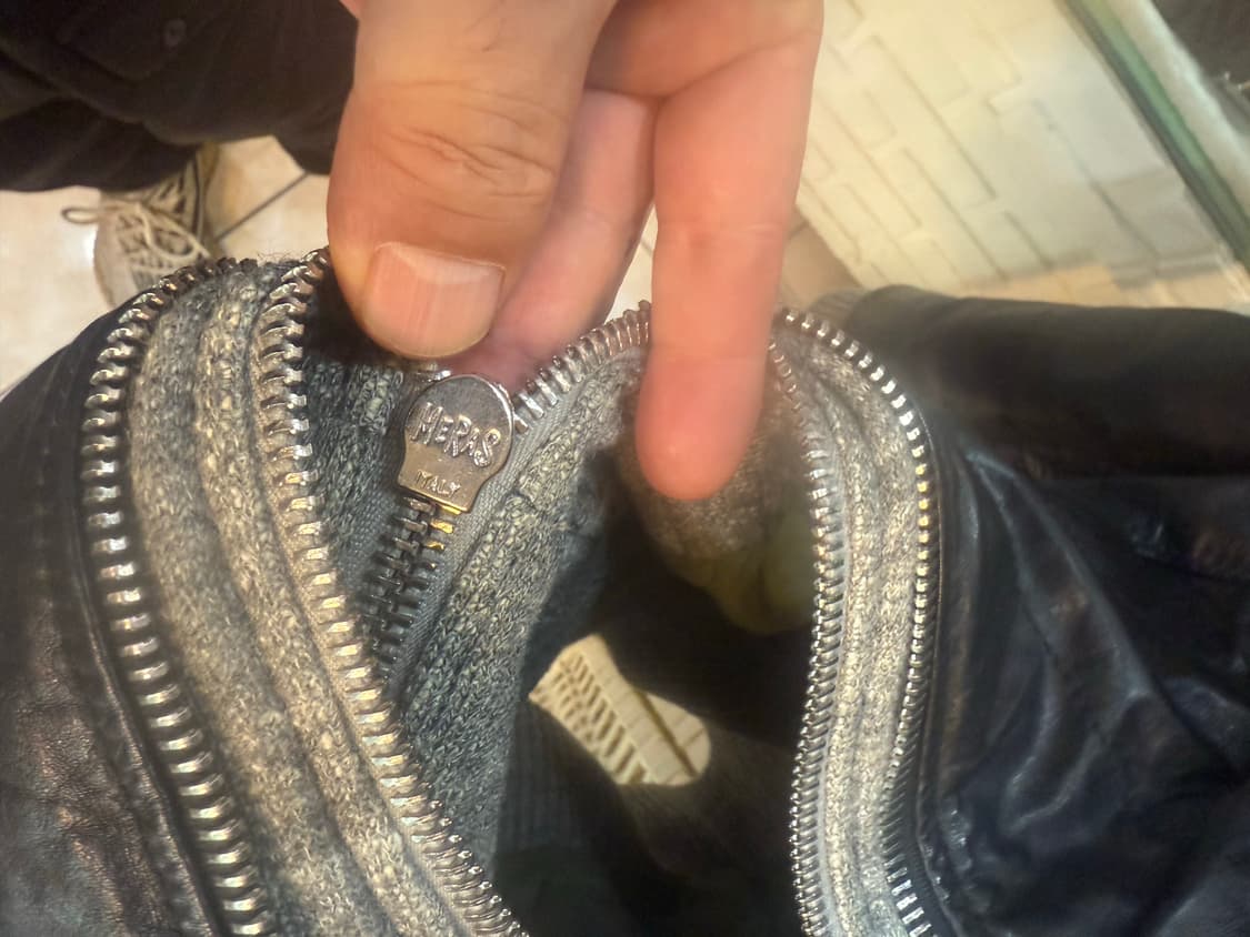 44/55-66 정품 디스퀘어드 가죽자켓 팝니다 상품이미지7