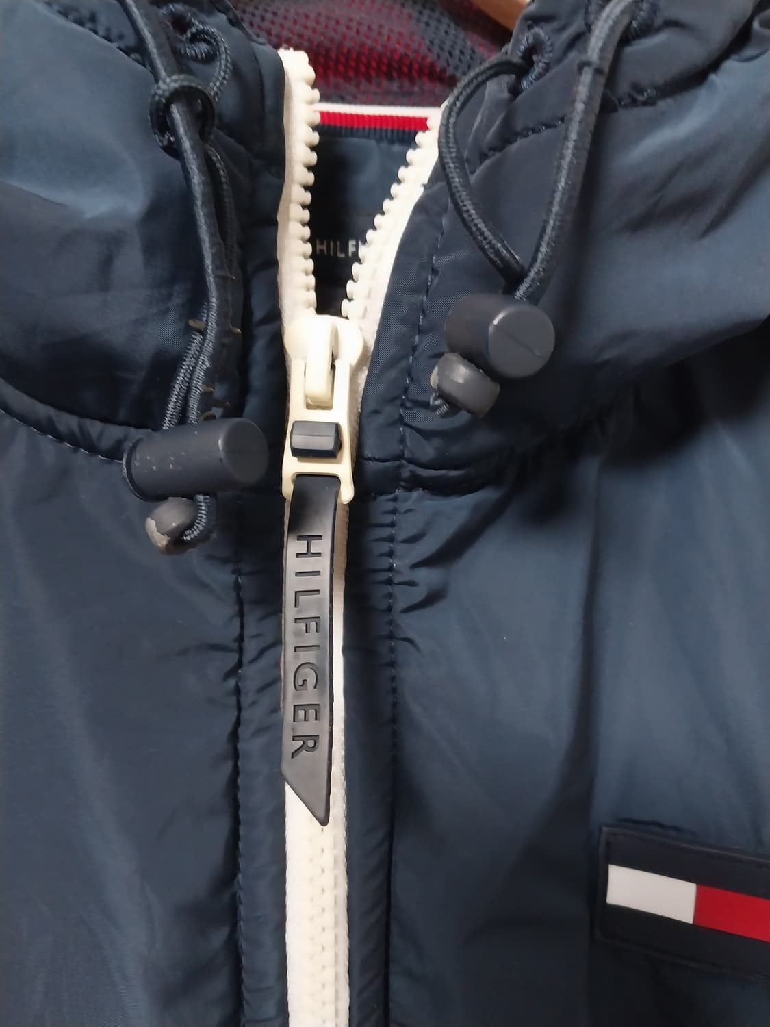 타미힐거 후드 배색티 상품이미지5