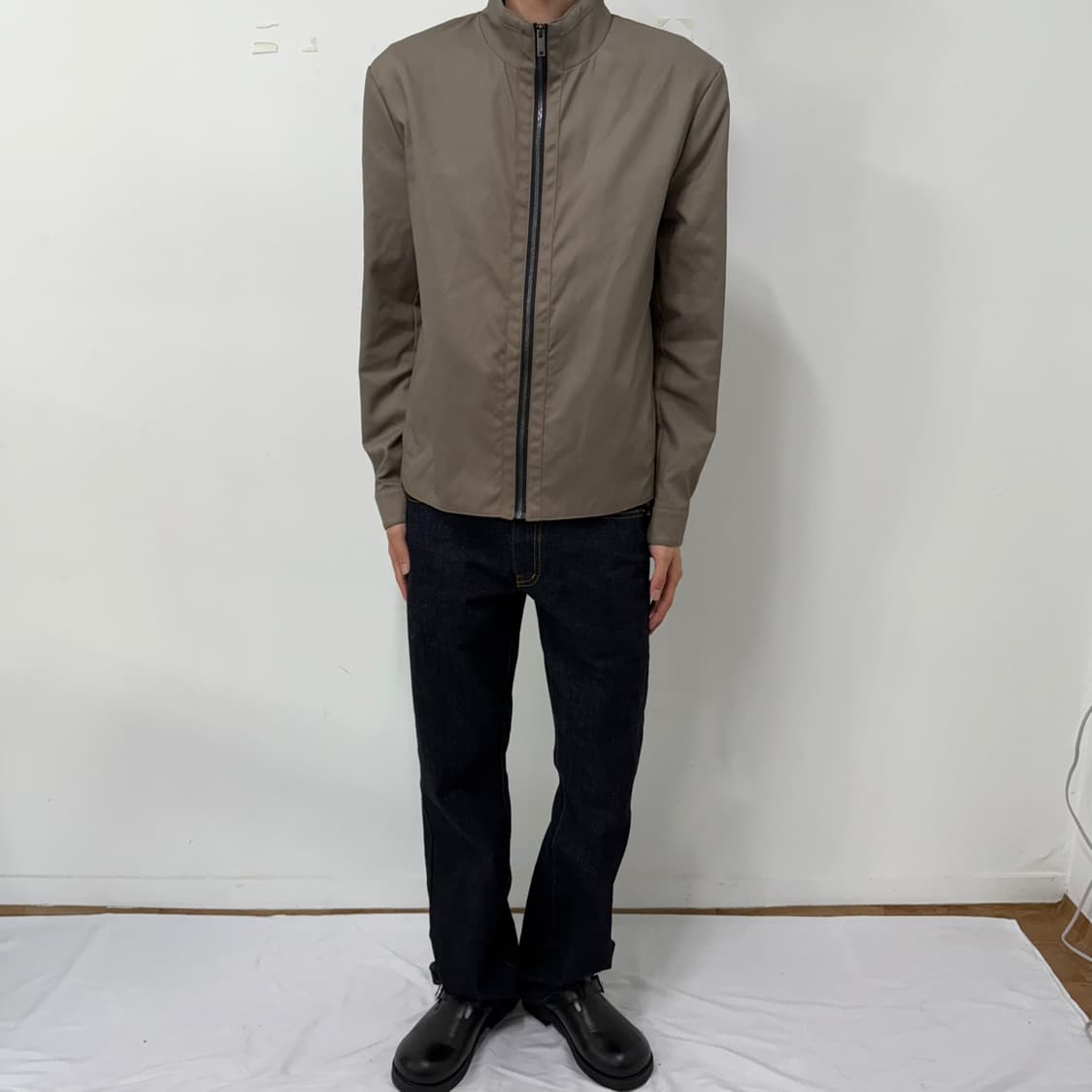 DKNY 라인 디테일 자켓  상품이미지4