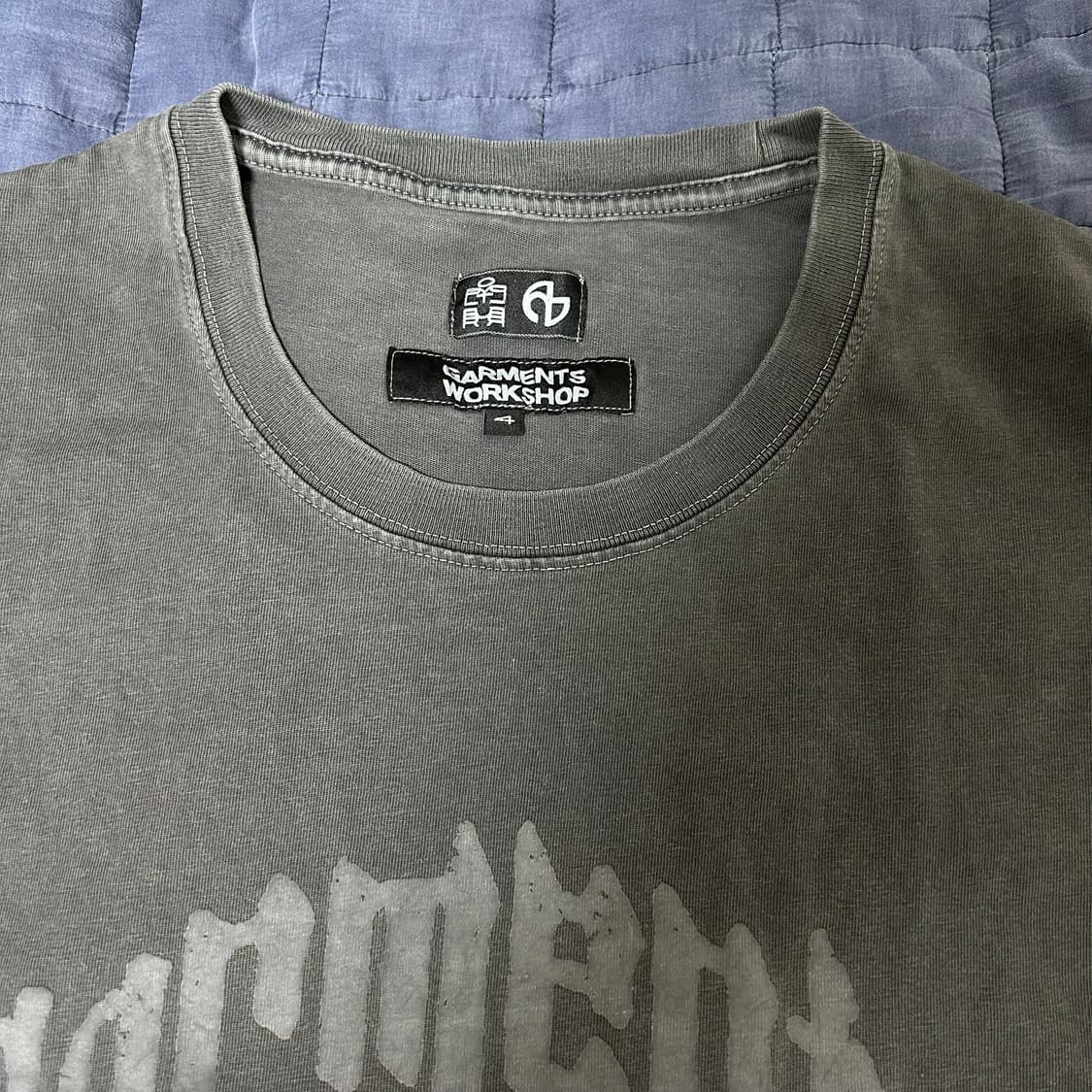 (4) 폴리테루 노매뉴얼 수베니어 반팔티 차콜 상품이미지2