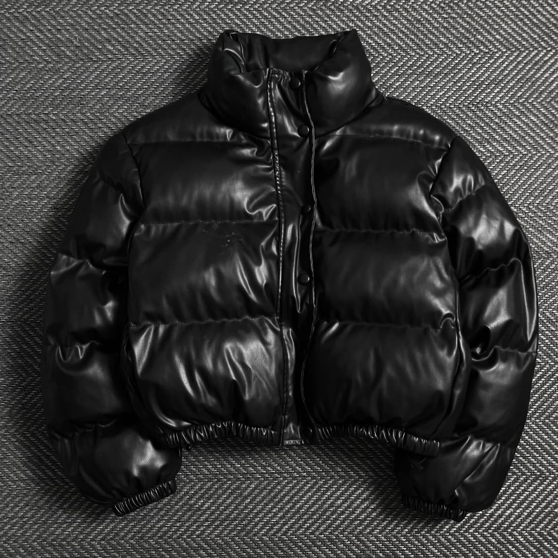 FANDY LOKAR 블랙 레더 크롭 숏패딩o 4710 상품이미지1