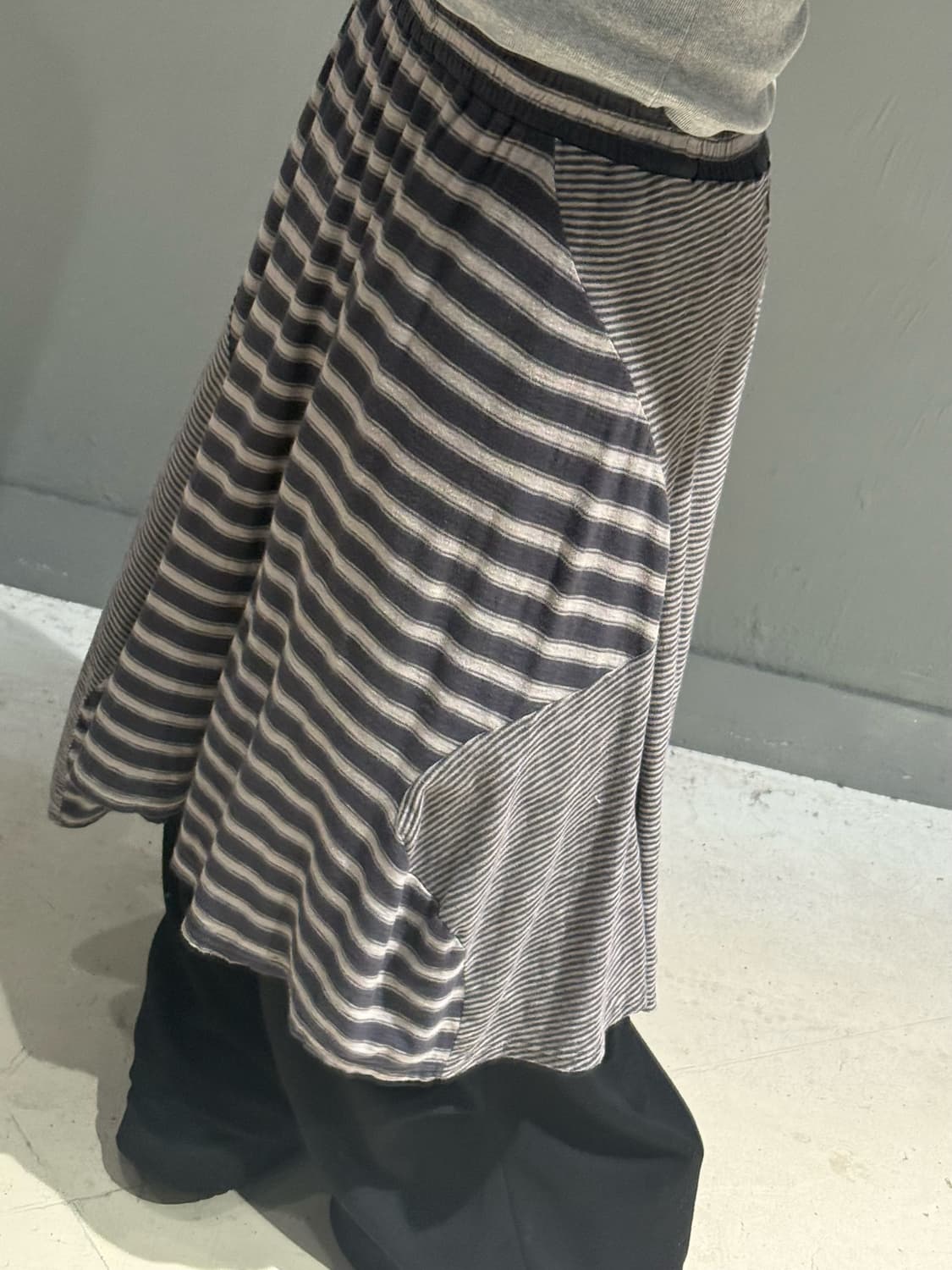 unbalance pattern mix detail skirt  상품이미지4