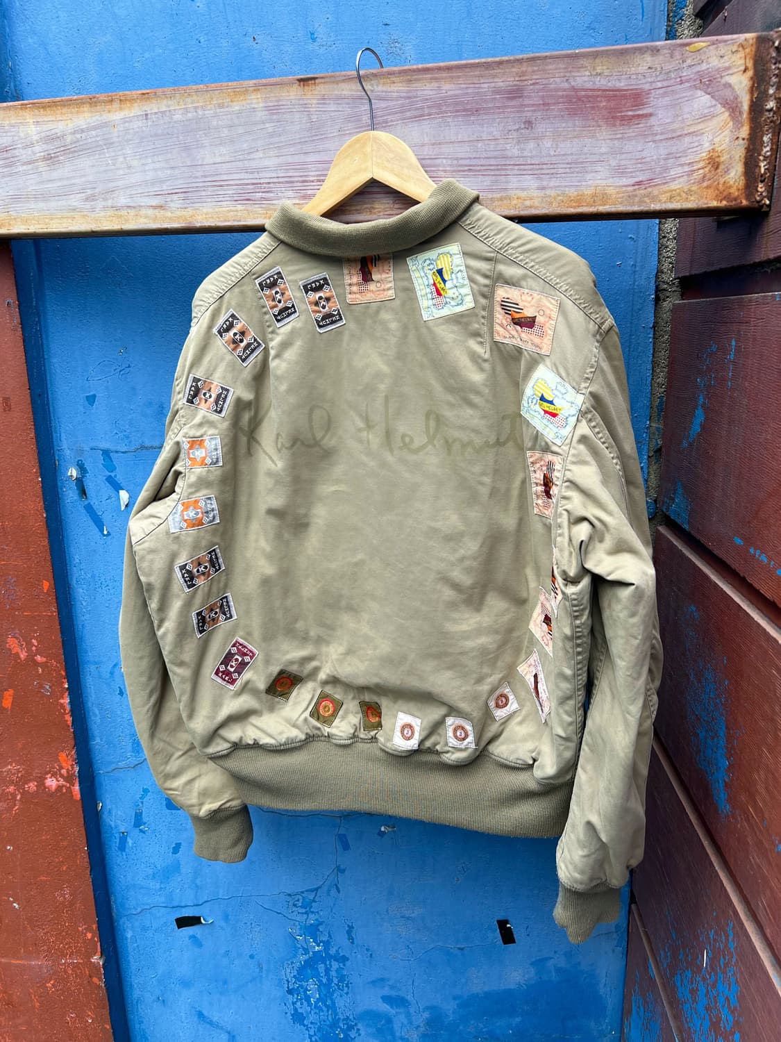 Karl Helmut Kaki begie Bomber Jacket 상품이미지4