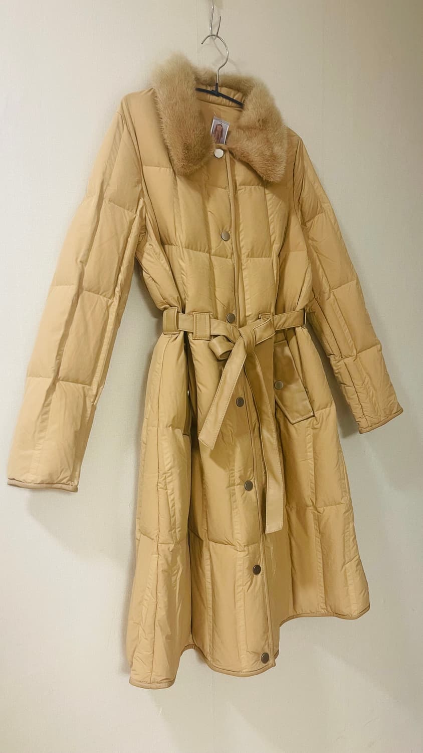 새상품) 수입 리얼밍크 카라 램스킨 트리밍 다운 롱 패딩 코트 F 상품이미지3