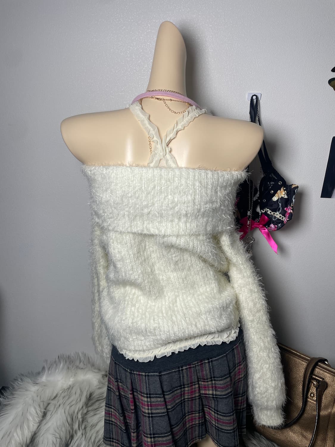 빈티지 화이트 오프숄더 아일렛 니트 상품이미지3