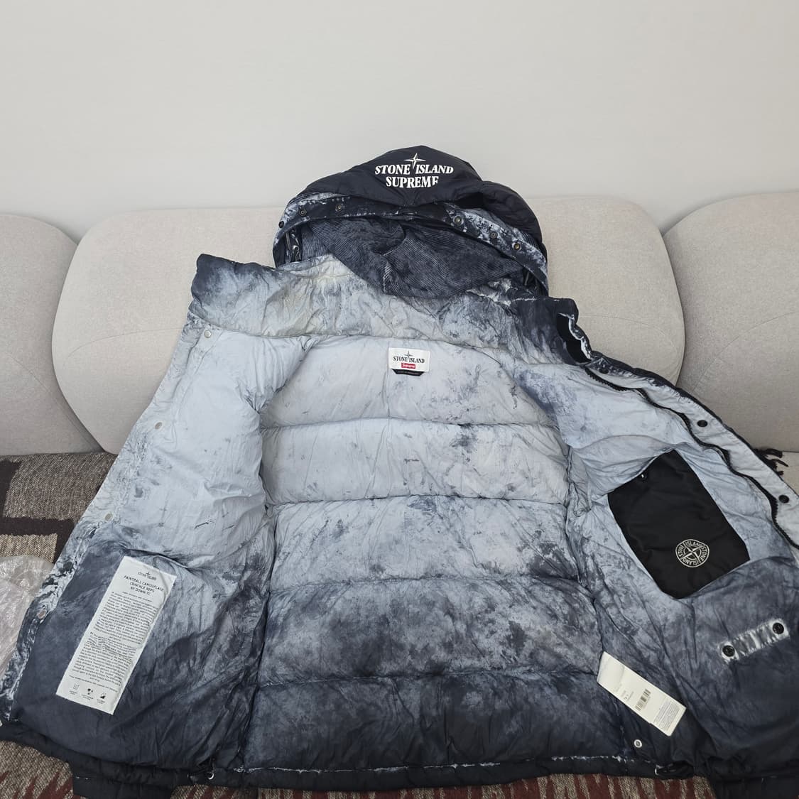 슈프림 스톤아일랜드 페인팅 크링클 다운 패딩 L사이즈 상품이미지5