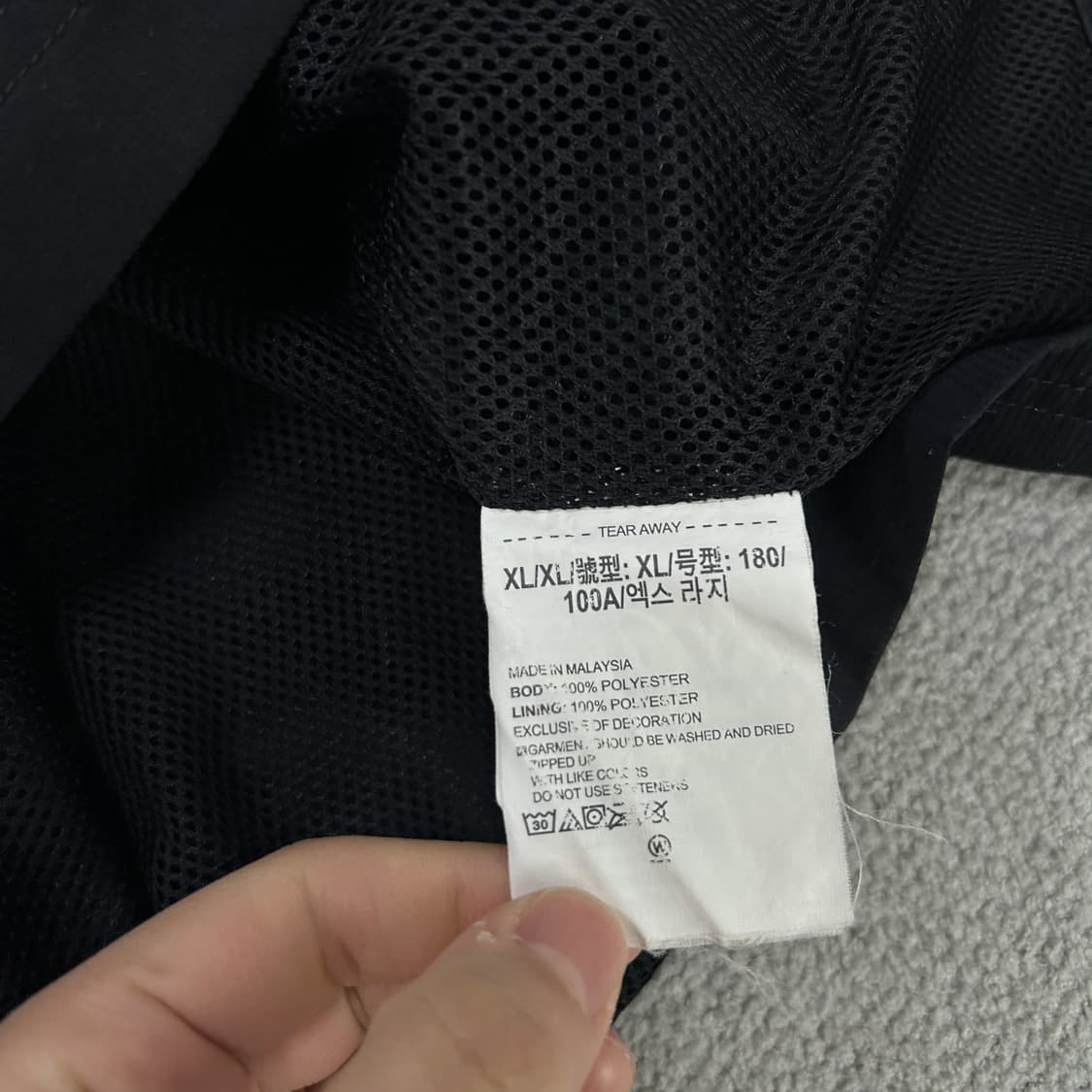 언더아머 블랙/화이트 후드 바람막이 XL 상품이미지3