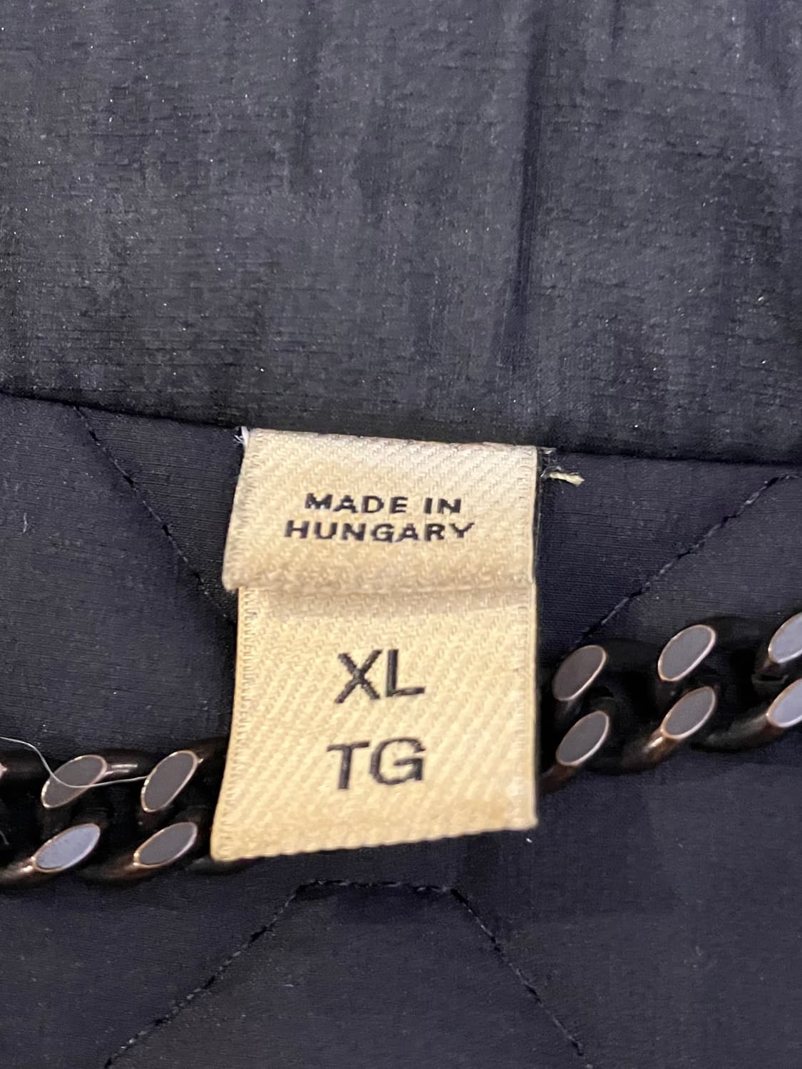 버버리 퀼팅 가죽카라 나일론 패딩 맥코트 블랙 상품이미지6