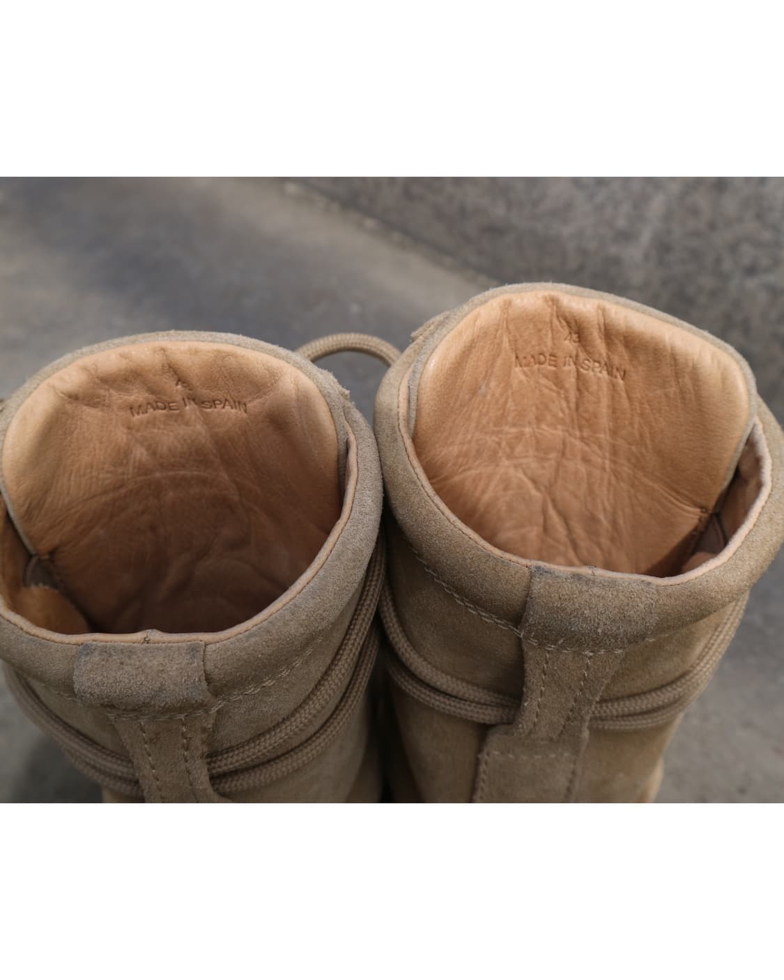 YEEZY Season 4 Crepe Boots 상품이미지3