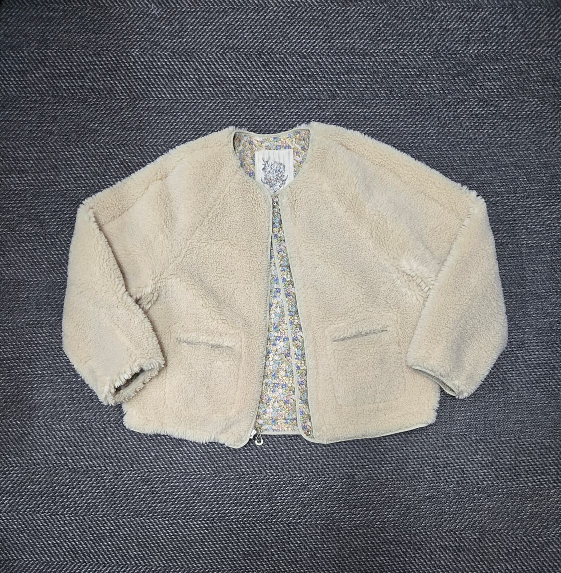 써스데이아일랜드 양면 뽀글이 플리스 자켓 상품이미지1