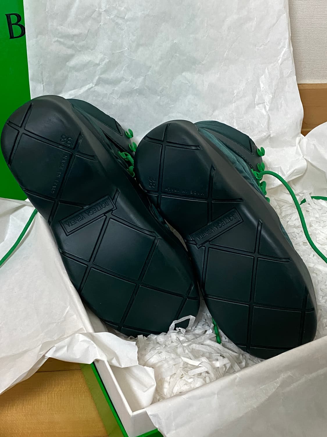 보테가베네타 퍼들 봄버 부츠 새상품 상품이미지3