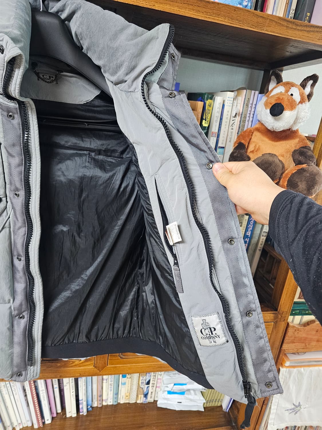 씨피컴퍼니 조끼 패딩 팔아요!!! 패딩조끼 패딩 cp컴퍼니 베스트 자켓 상품이미지7
