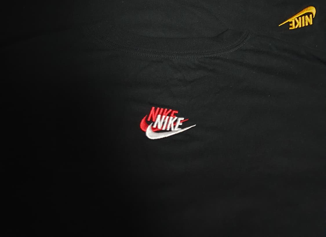 나이키 에센셜 푸츄라 멀티스우시 반팔티 (XL) DJ1569-010 상품이미지3