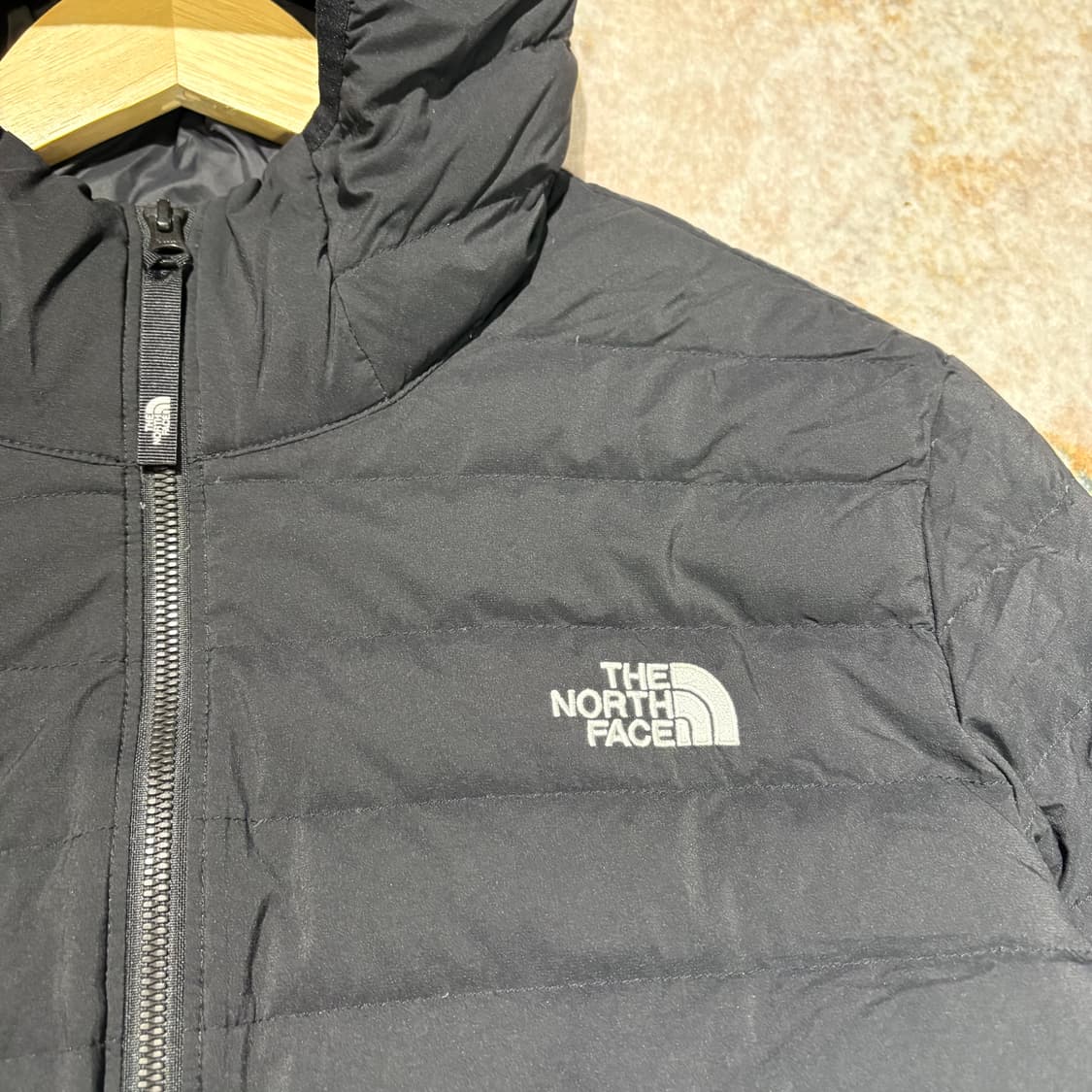 노스페이스 구스다운 경량패딩 상품이미지4