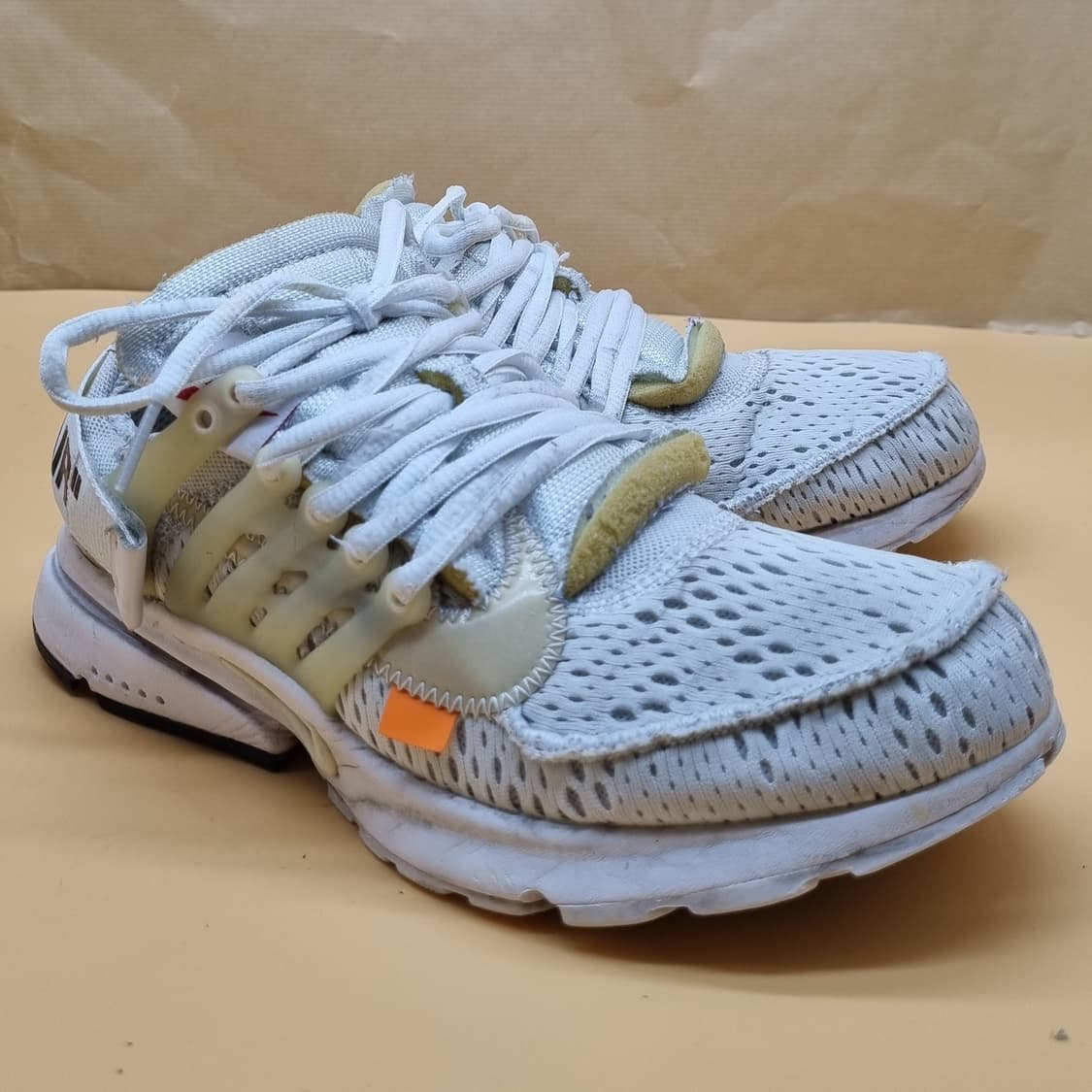 나이키 화이트 남성운동화260 상품이미지1