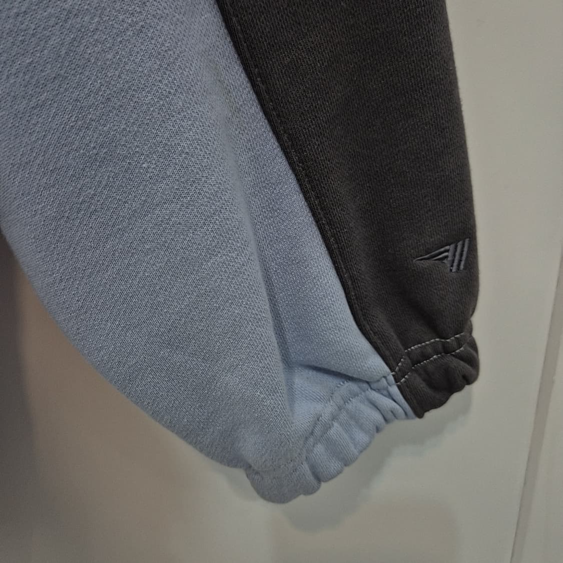 골라 컬러블럭 브이넥 스웻셔츠 남성 M 상품이미지6