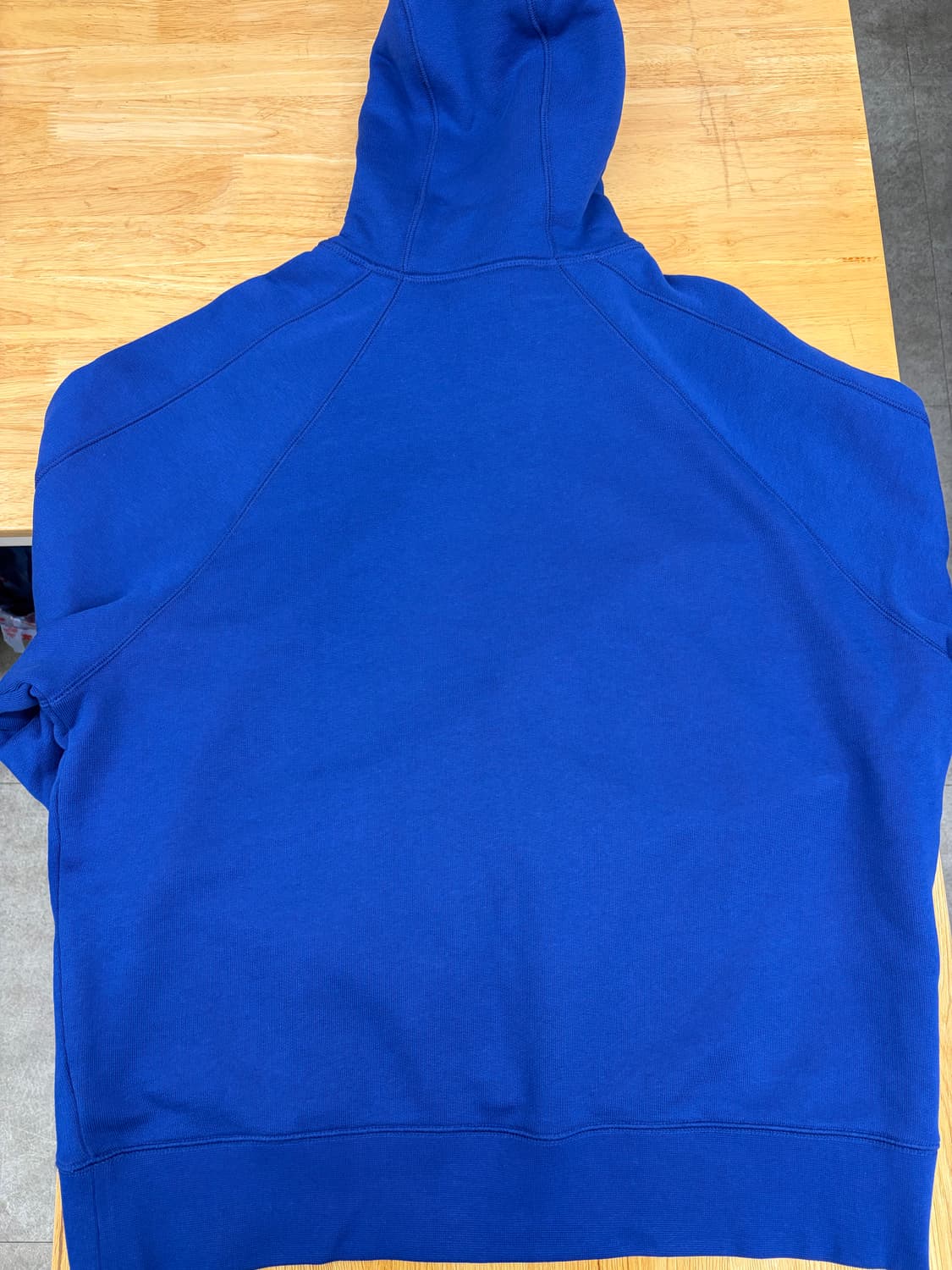 [L] 캘빈클라인x손흥민 블루 후드티 상품이미지5