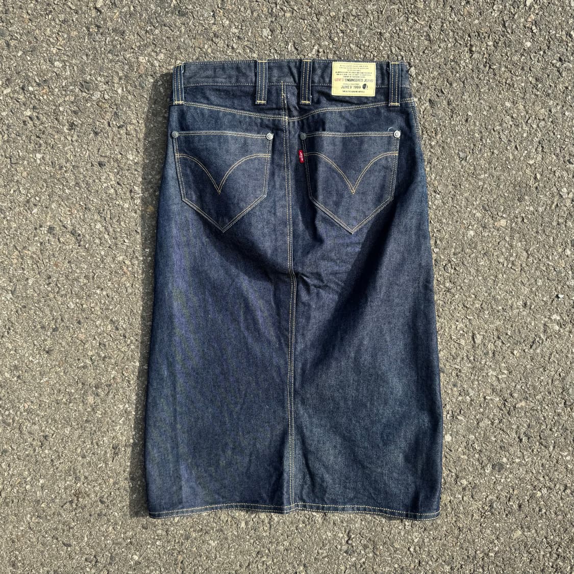 리바이스 엔지니어드 절개 데님 롱스커트 상품이미지2