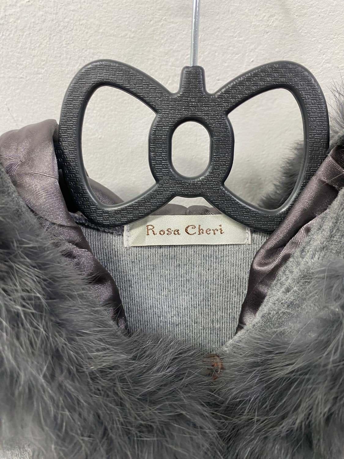 [ROSA CHERI] 갸루 벨벳 셔링 퍼 후드집업 상품이미지8