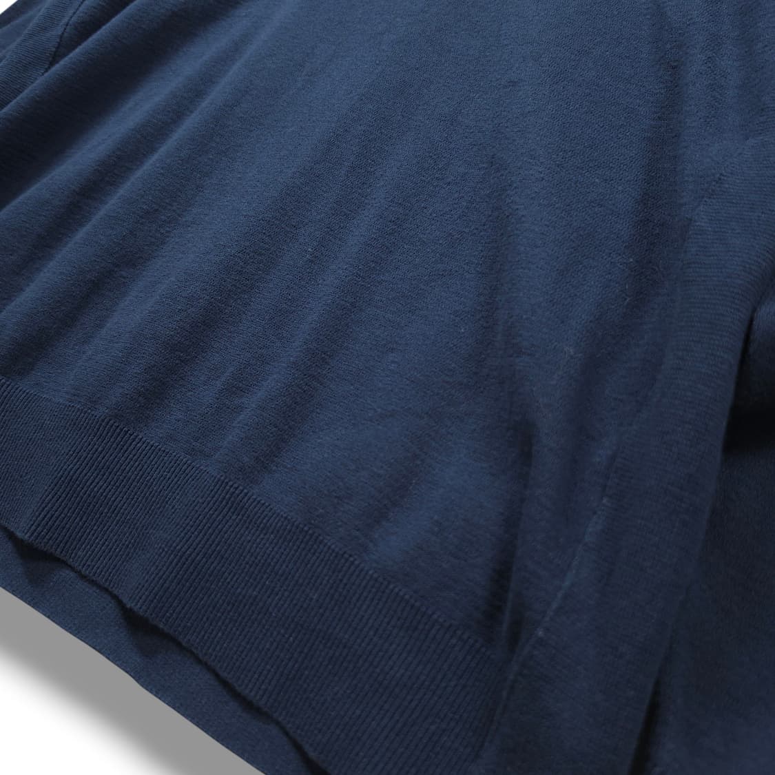 [105] 헤지스 네이비 레드퍼피 코튼 니트 상품이미지5