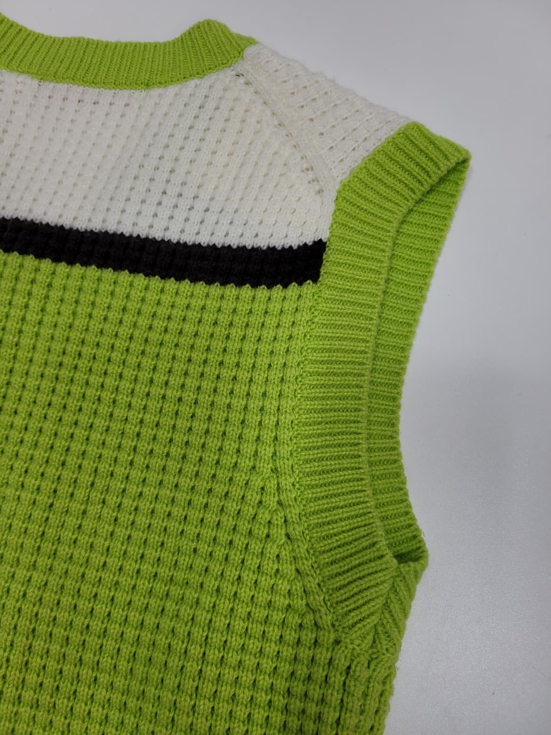 유니클로 x 마르니 팝콘 니트 브이넥 베스트 / 여 M 옐로우그린
 상품이미지5