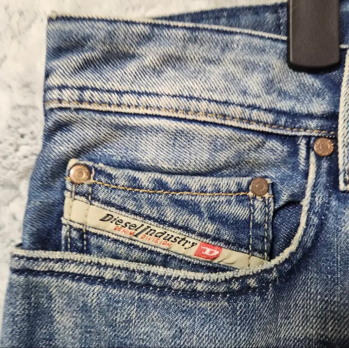 디젤 자탄 부츠컷 청바지 상품이미지4