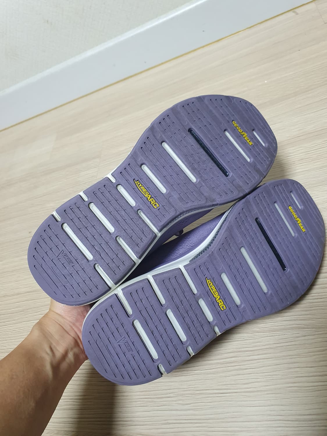 스케쳐스 아치핏 운동화 245 상품이미지7