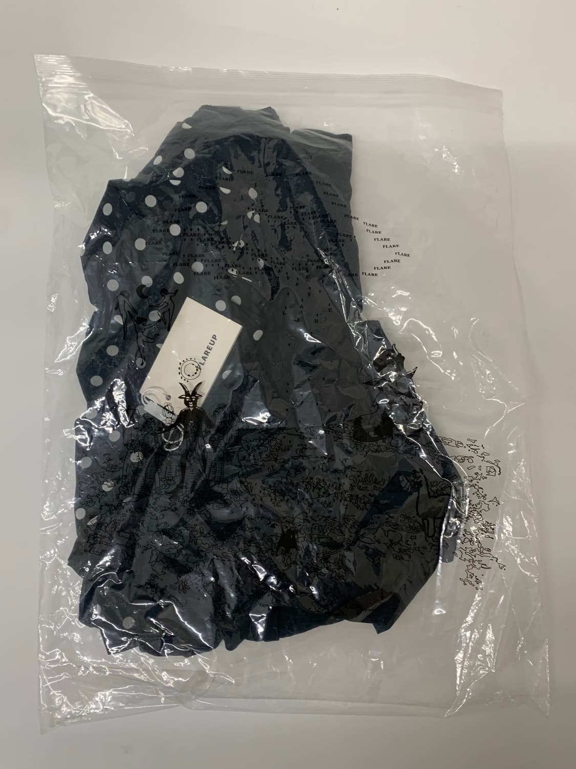 Layered Dot Scarf T-Shirt 상품이미지5