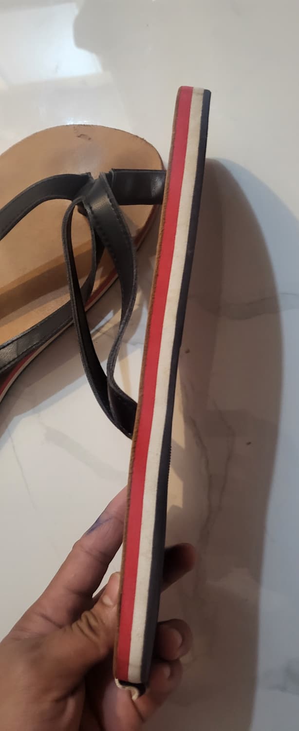 톰 브라운 스리퍼 275 상품이미지5