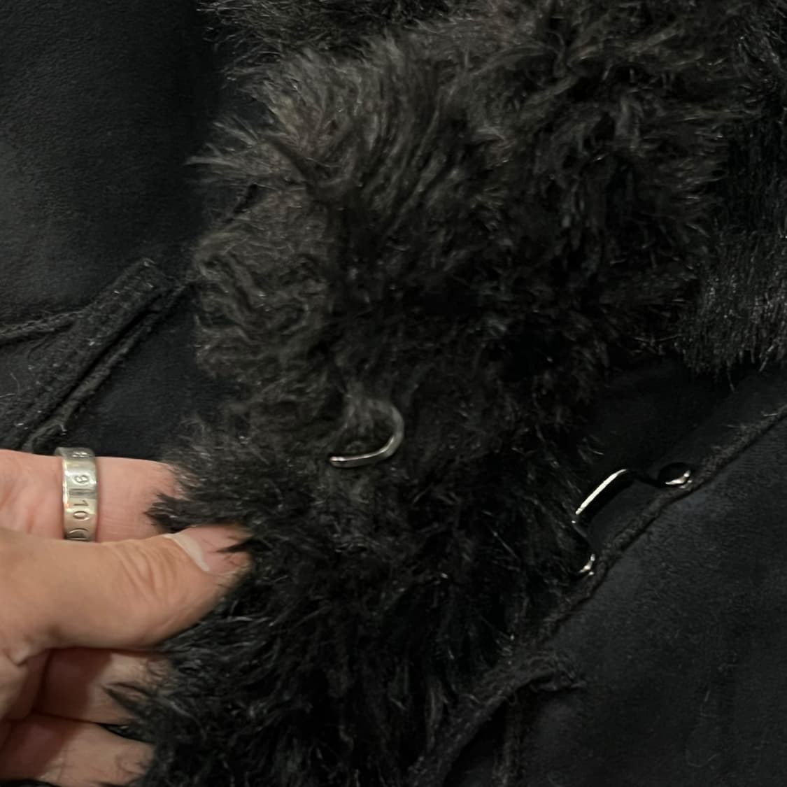  아르마니 익스체인지 퍼 슬리브리스 무스탕 코트 y14198 상품이미지5