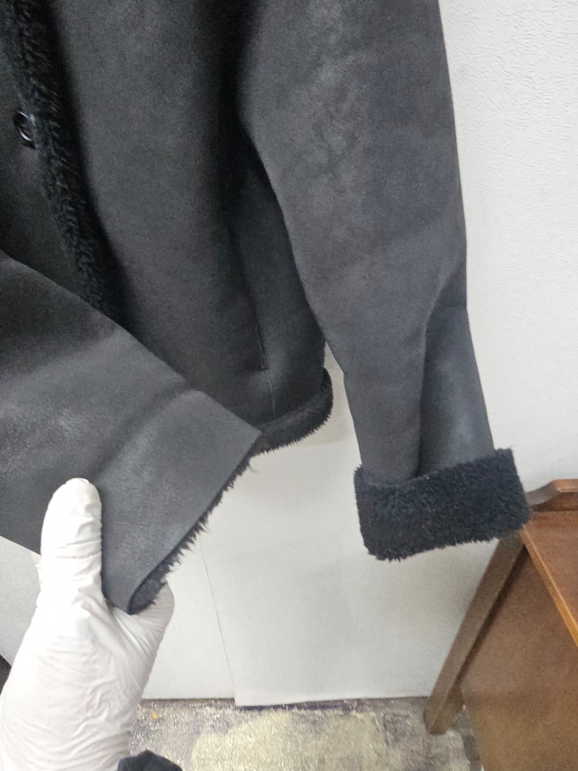 자라 블랙 무스탕 자켓 M 상품이미지4