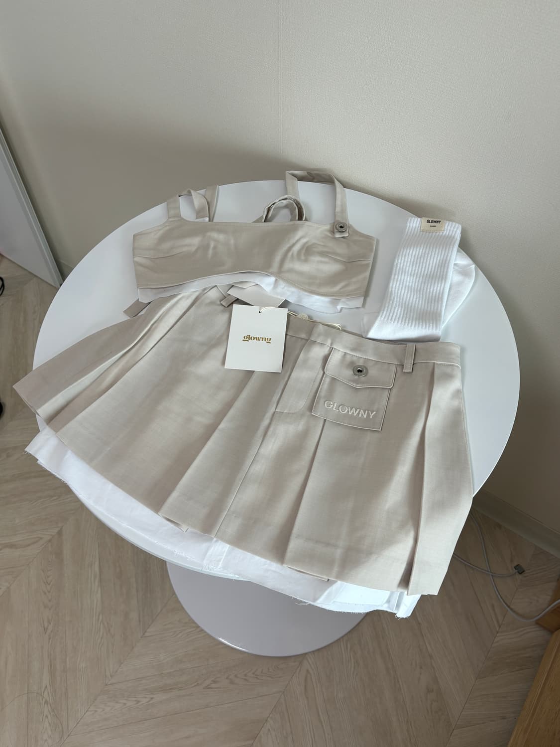 글로니 다니엘 스커트, 다니엘 브라탑 셋업 상품이미지1