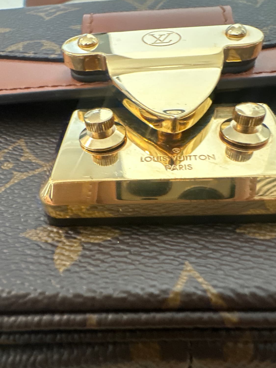 루이비통숄더백 상품이미지3