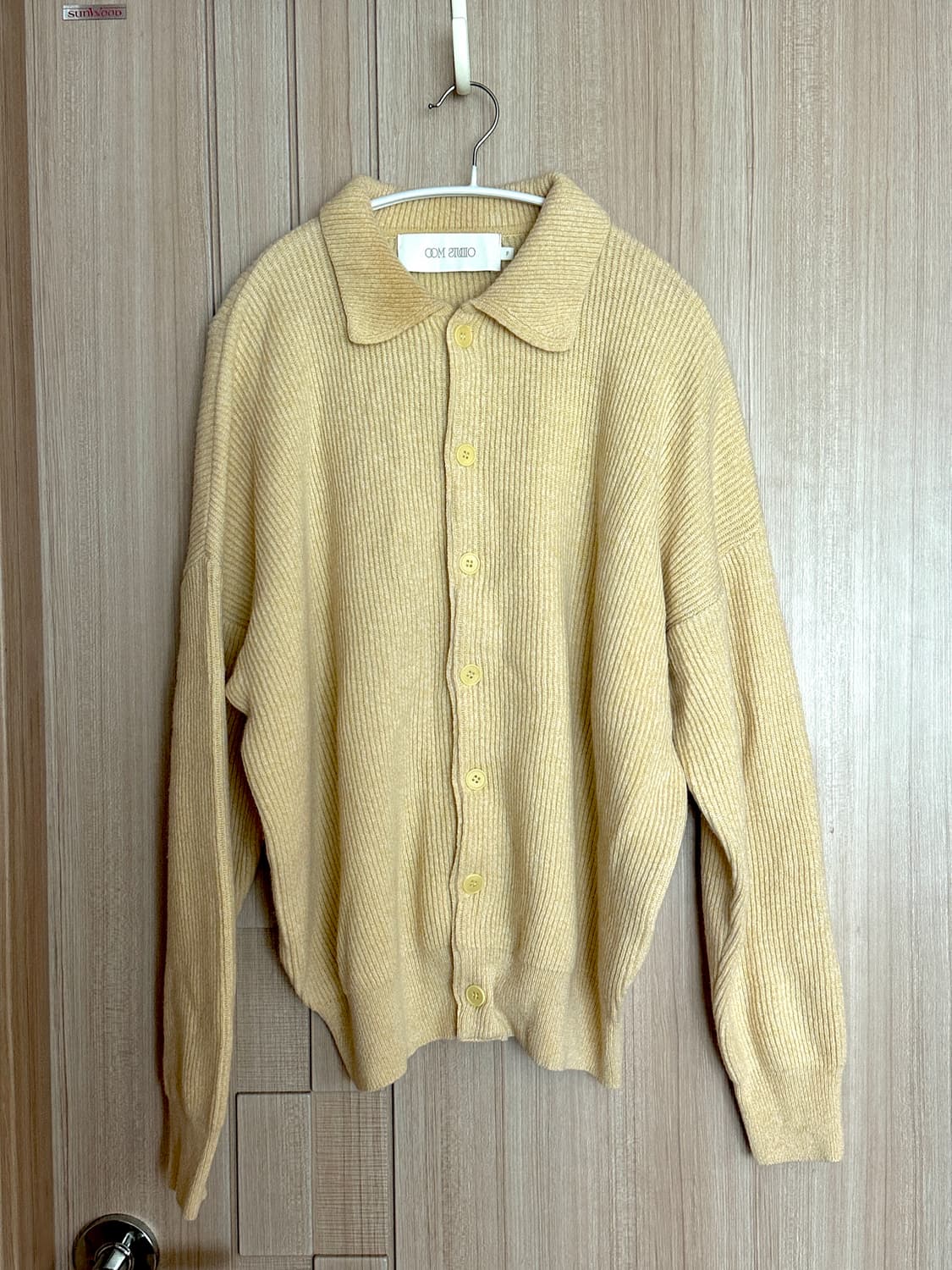 oom studio 니트가디건 f 상품이미지1