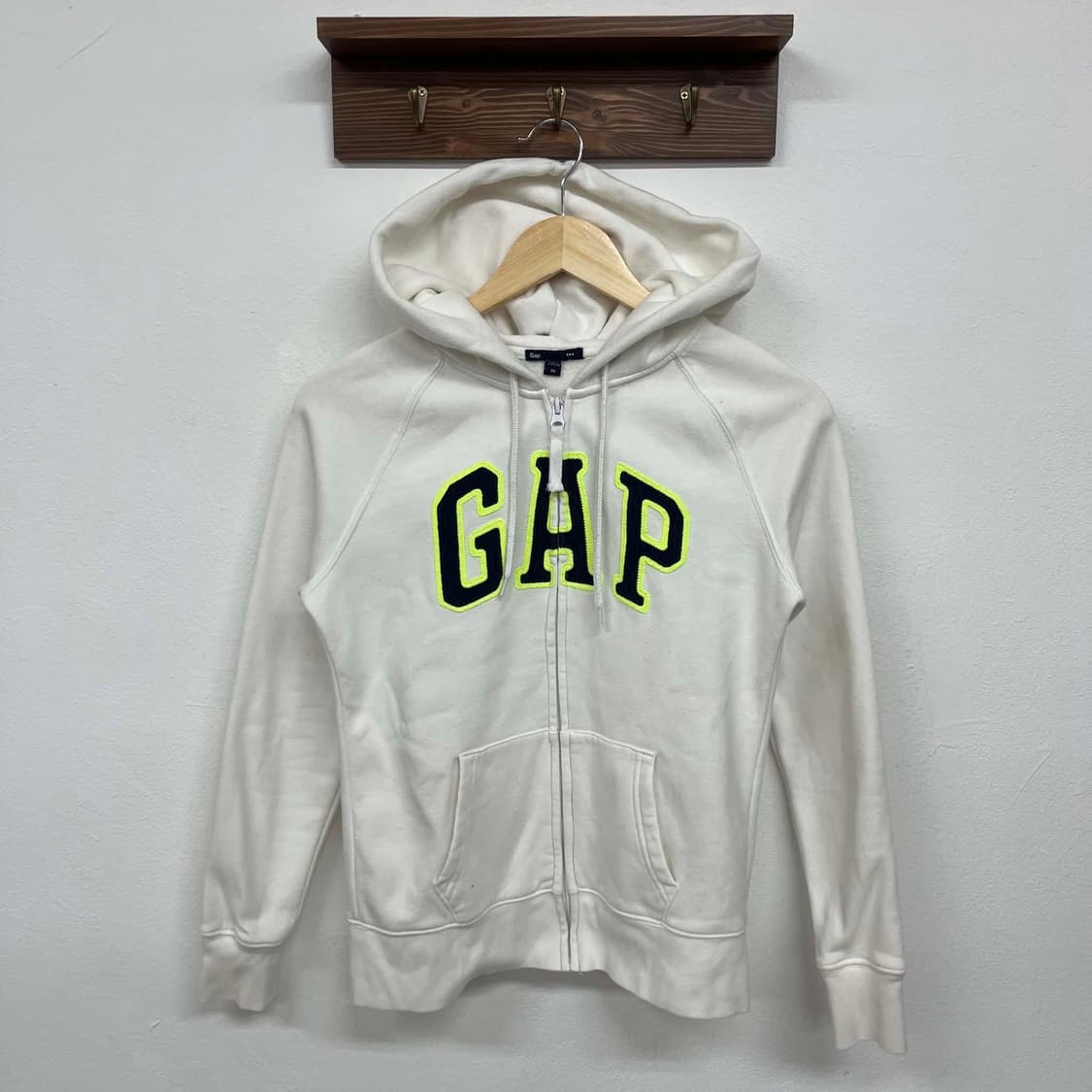 Gap 갭 시그니처 화이트 폭닥 후드집업 져지(XS) 상품이미지4