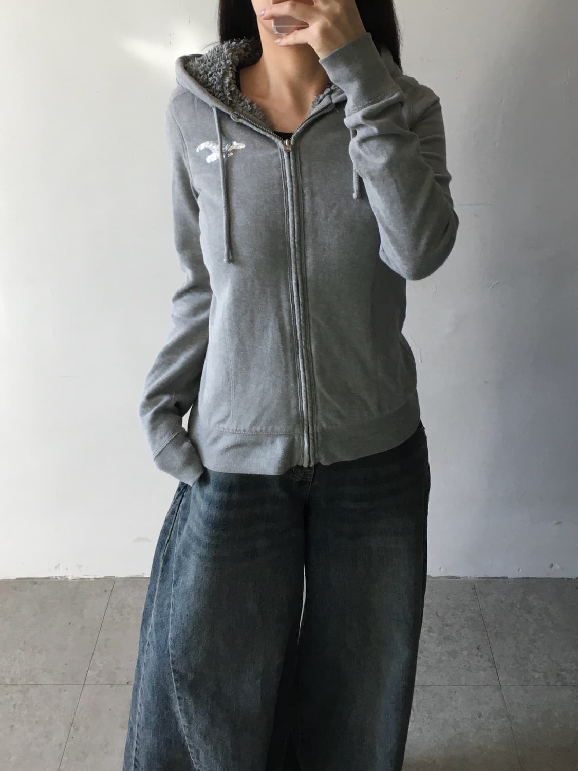 홀리스터 로고 후드집업 상품이미지1