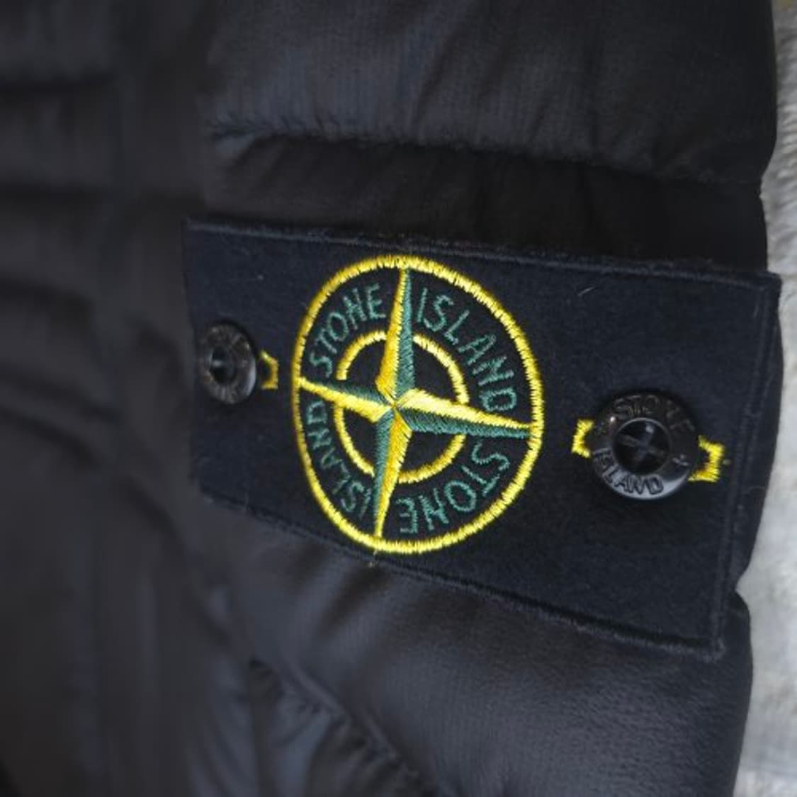 [정품/중고] 스톤아일랜드 경량 패딩 상품이미지3
