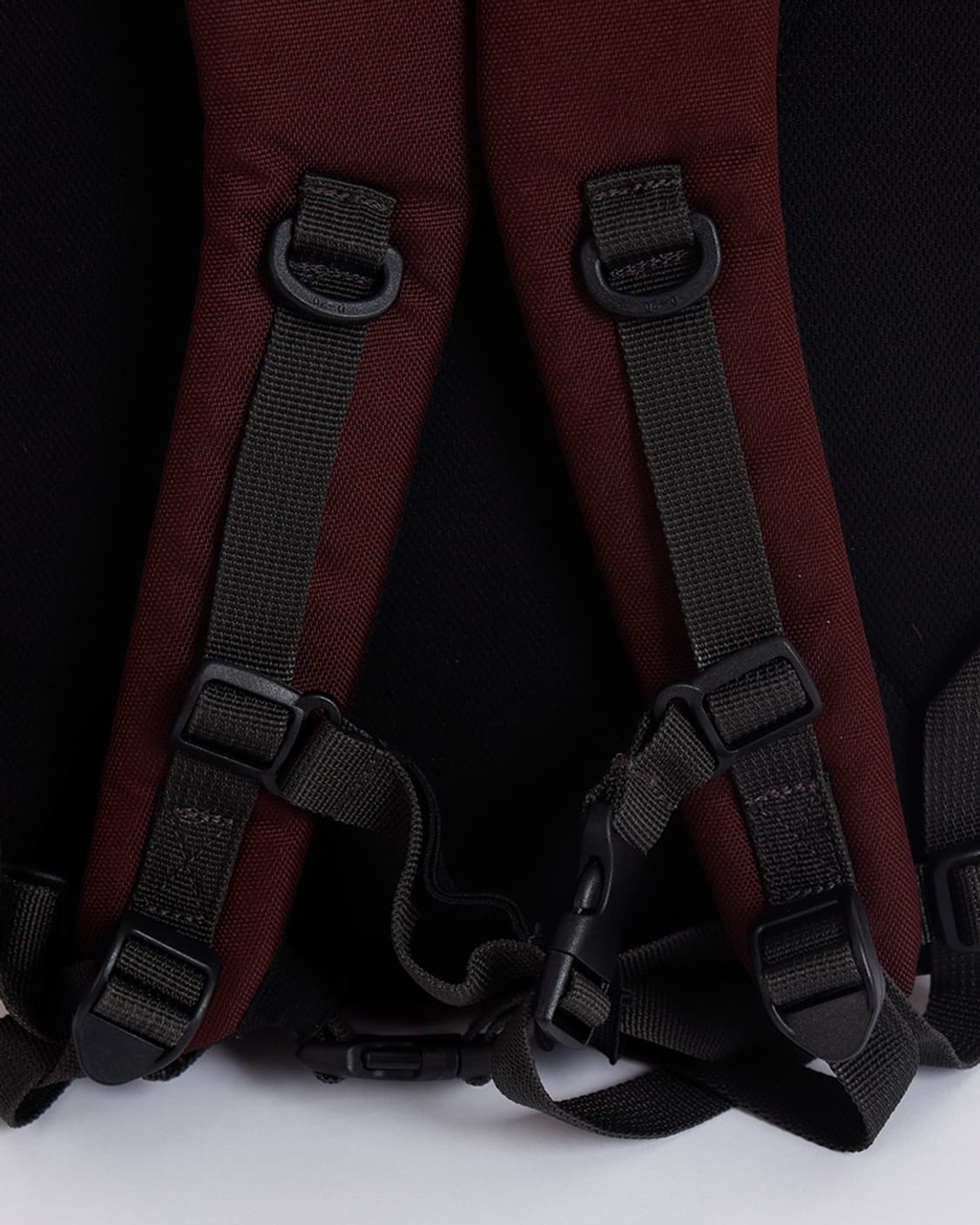 [COLUMBIA] 타탄 도트패턴 아웃도어 백팩 상품이미지9